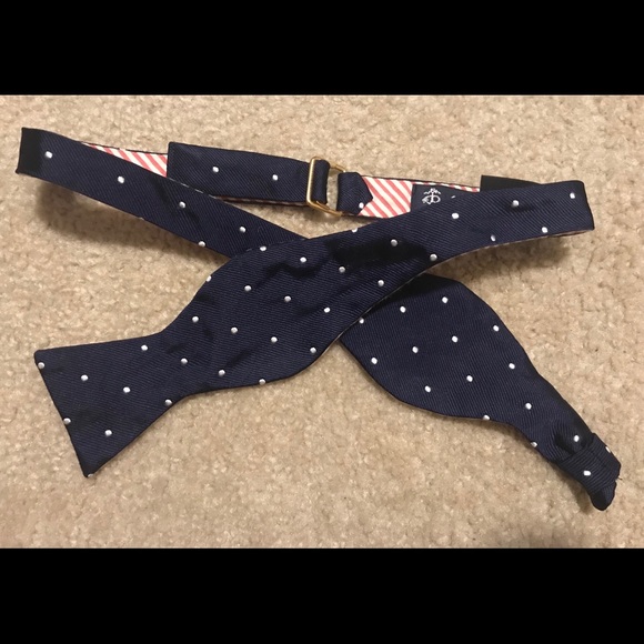 Brooks Brothers Other - Brooks brothers bow tie